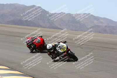 media/Apr-10-2022-SoCal Trackdays (Sun) [[f104b12566]]/Bowl (11am)/